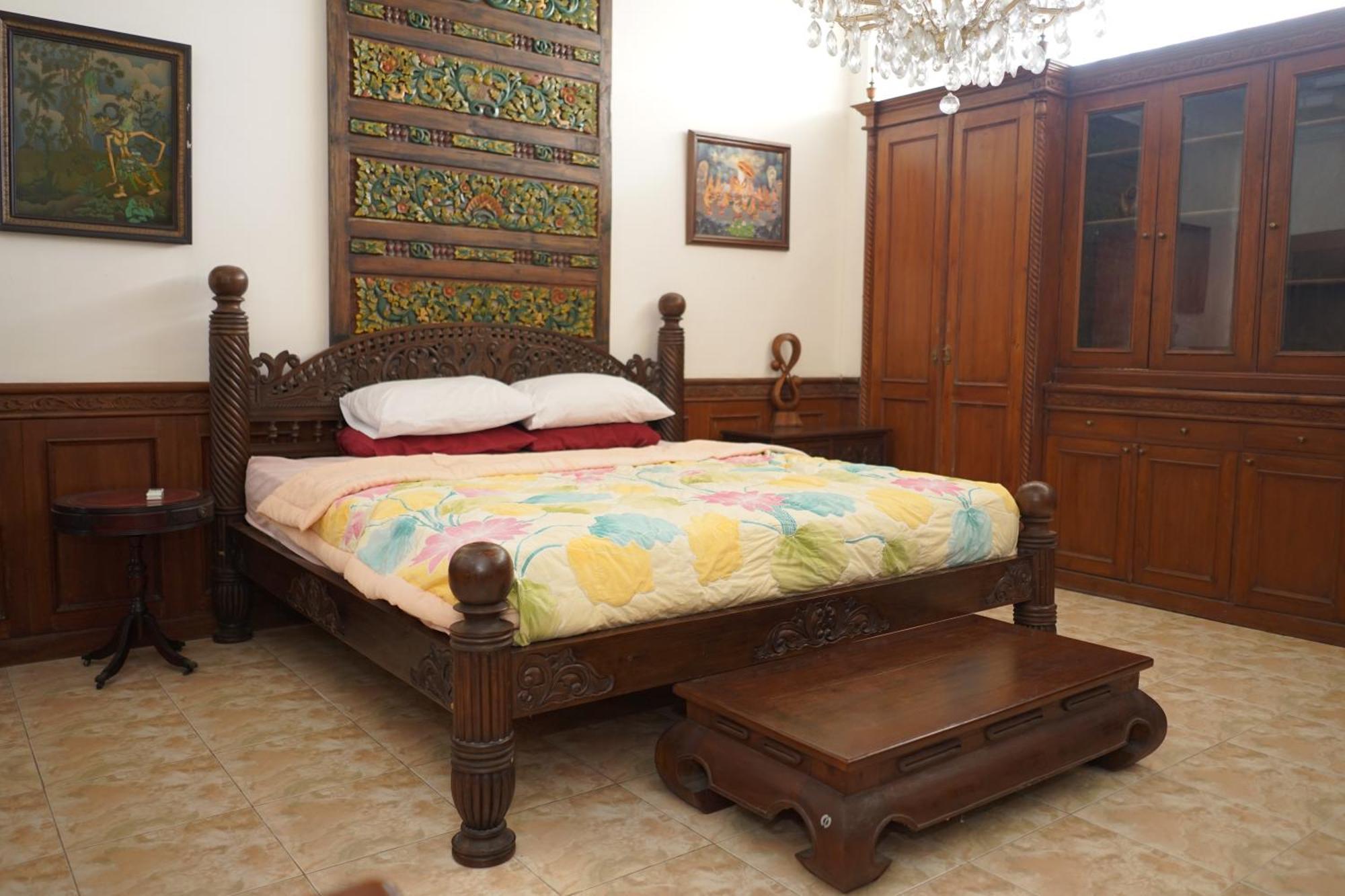 Rumah Pesik Art Heritage Gondowulung エクステリア 写真