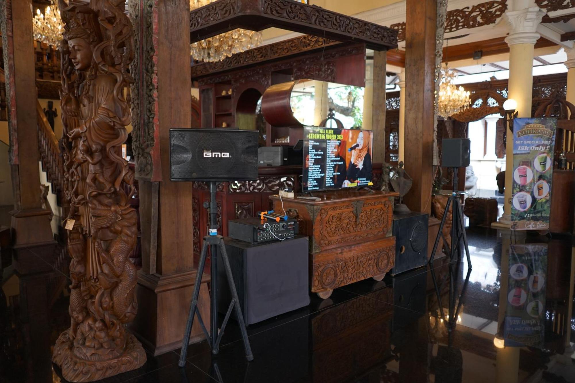 Rumah Pesik Art Heritage Gondowulung エクステリア 写真